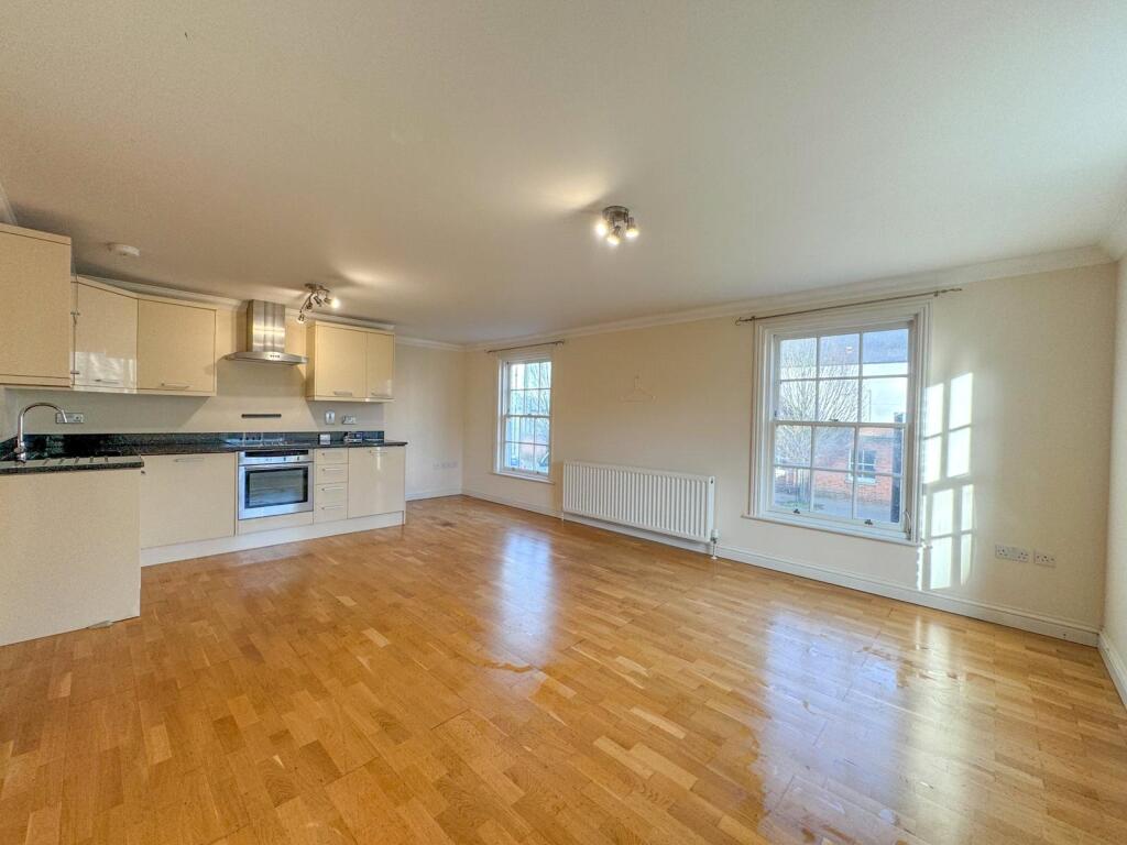 Additional property image - The Avenue, Newmarket, Suffolk, CB8