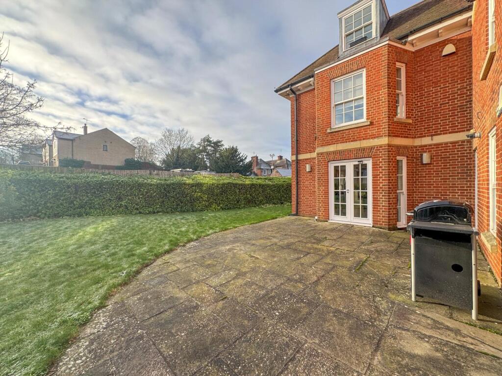 Additional property image - The Avenue, Newmarket, Suffolk, CB8