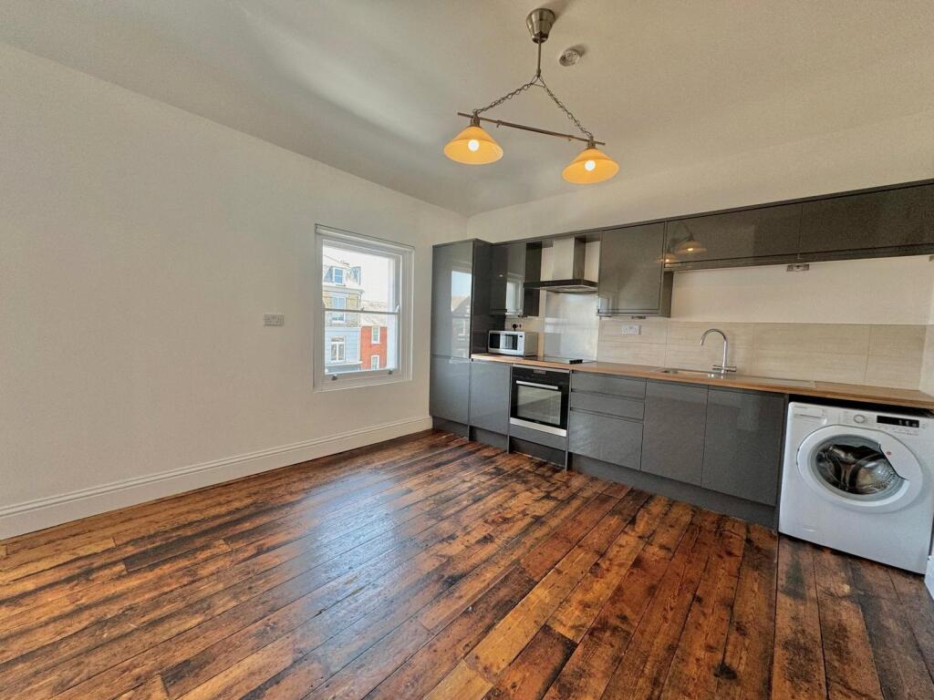 Main image of property: High Street, Newmarket, CB8