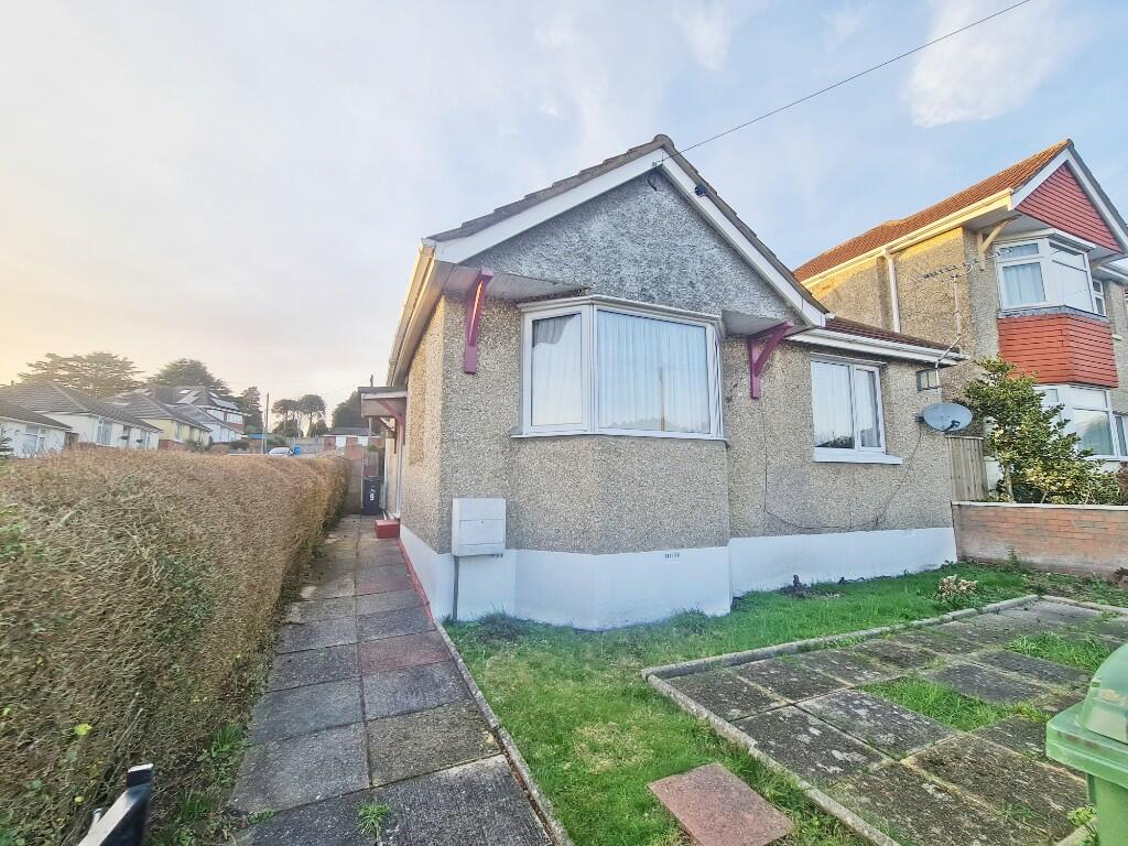 2 bedroom detached bungalow for sale in Southill Road, Parkstone, Poole, BH12