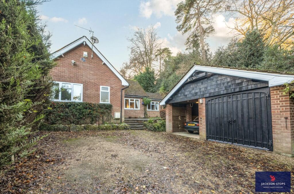 Main image of property: Hardwick Road, Woburn Sands, Milton Keynes, Bedfordshire, MK17