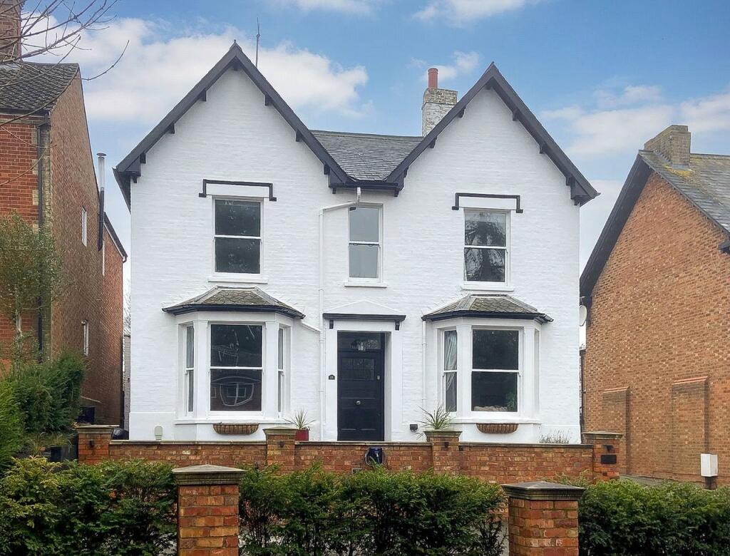 Main image of property: Station Road, Woburn Sands, Milton Keynes, Buckinghamshire, MK17