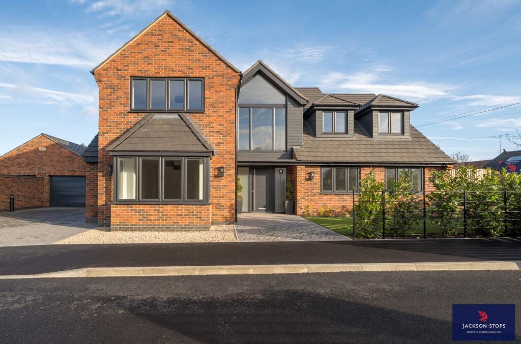 Main image of property: Shefford Road, Clophill, Bedford, Bedfordshire, MK45