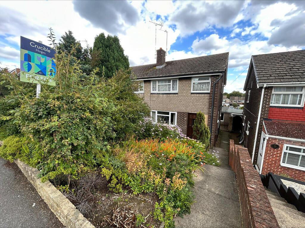 3 bedroom semidetached house for sale in Greengate Lane, High Green