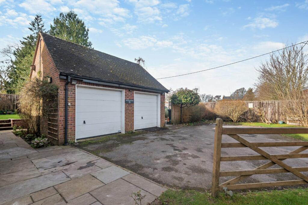 Additional property image - Upton Lovell, Warminster, Wiltshire