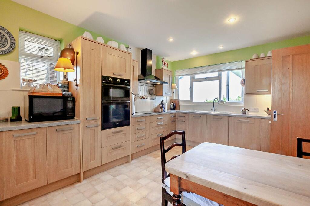 Additional property image - Meads Brow, Eastbourne, East Sussex