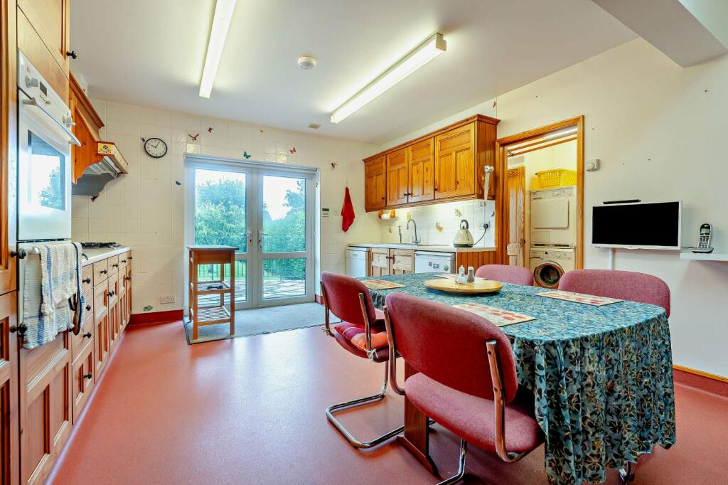 Additional property image - Telscombe Cliffs Way, Telscombe Cliffs, Peacehaven, East Sussex