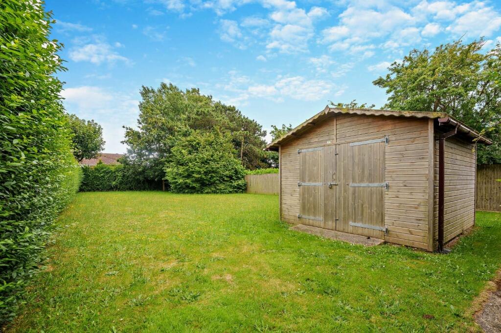Additional property image - Telscombe Cliffs Way, Telscombe Cliffs, Peacehaven, East Sussex