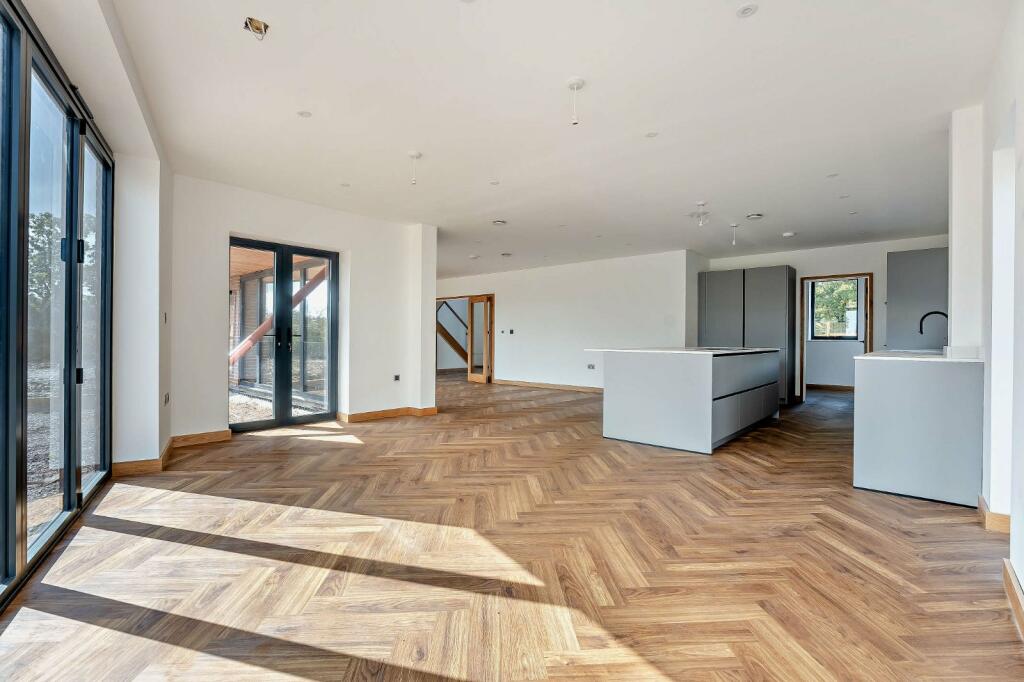 Additional property image - Caldicotts Lane, Lower Dicker, East Sussex