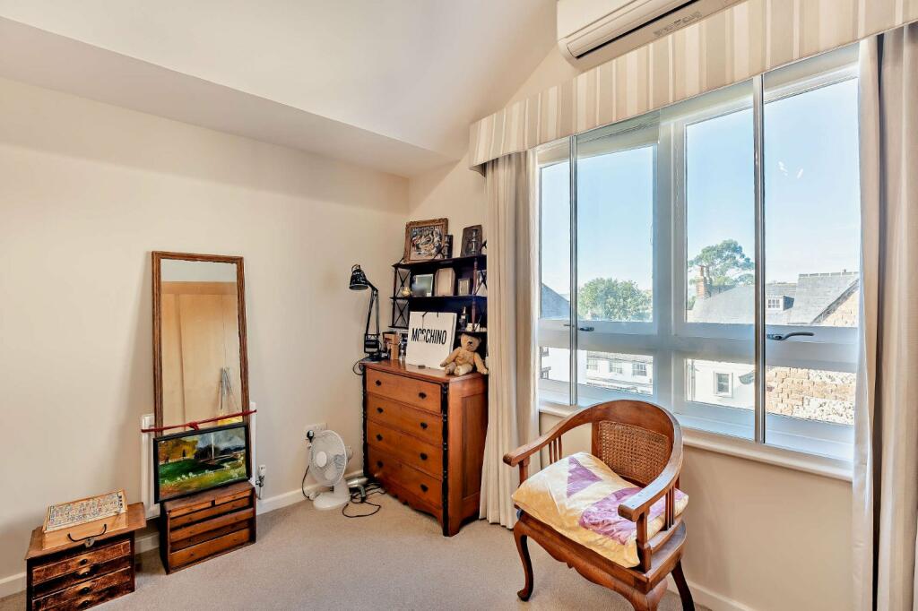 Additional property image - St. Nicholas Lane, Lewes, East Sussex