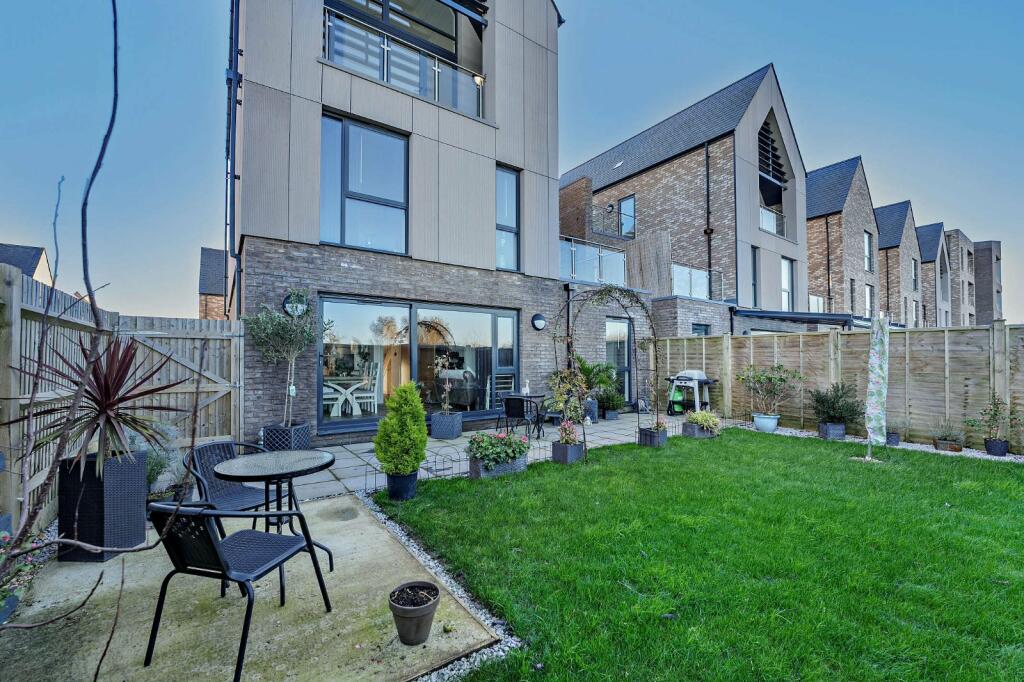 Additional property image - Genovesa Way, Eastbourne, East Sussex