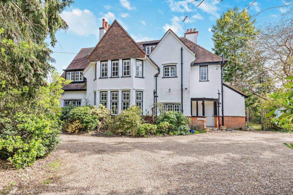 Main image of property: Oakcroft Road, West Byfleet, Surrey
