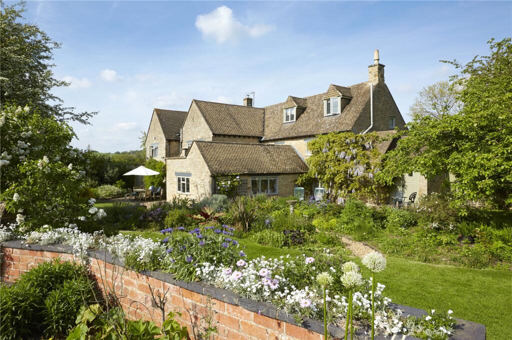 Main image of property: Main Street, Long Compton, Shipston-on-Stour, Warwickshire