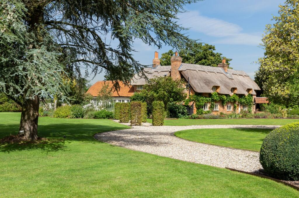 Main image of property: Brimpton Lane, Brimpton, Reading