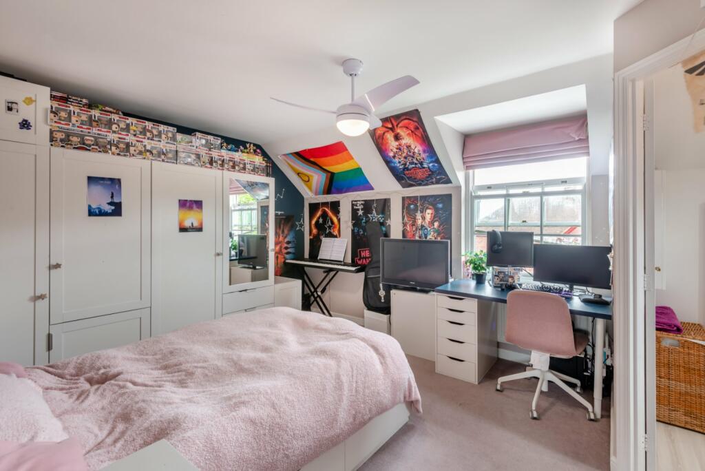 Additional property image - Goldsmith Way, St. Albans, Hertfordshire