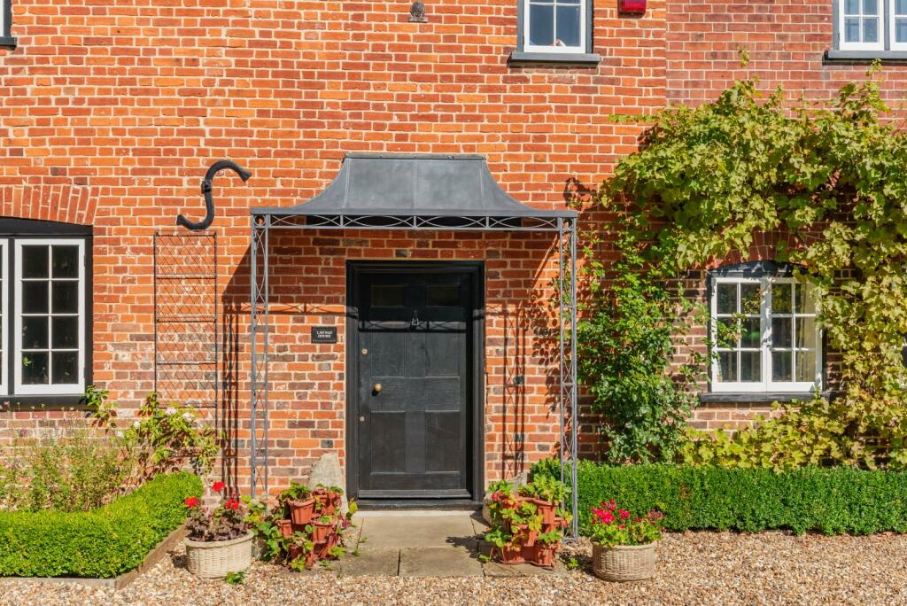 Additional property image - Fish Street, Redbourn, St. Albans, Hertfordshire