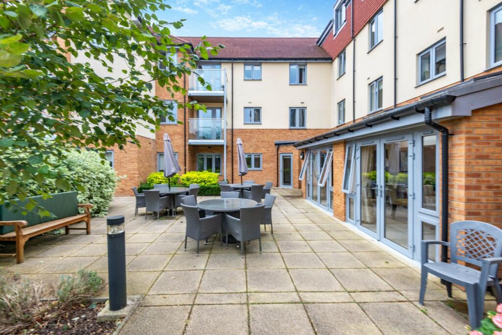Additional property image - Flat 44, 232 London Road, St Albans