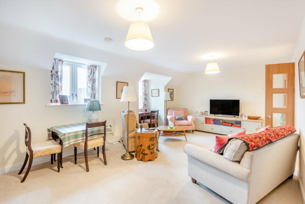 Additional property image - Flat 44, 232 London Road, St Albans