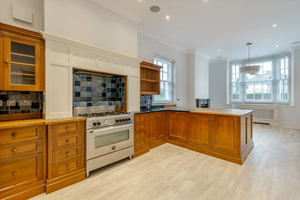 Additional property image - Verulam Road, St. Albans, Hertfordshire