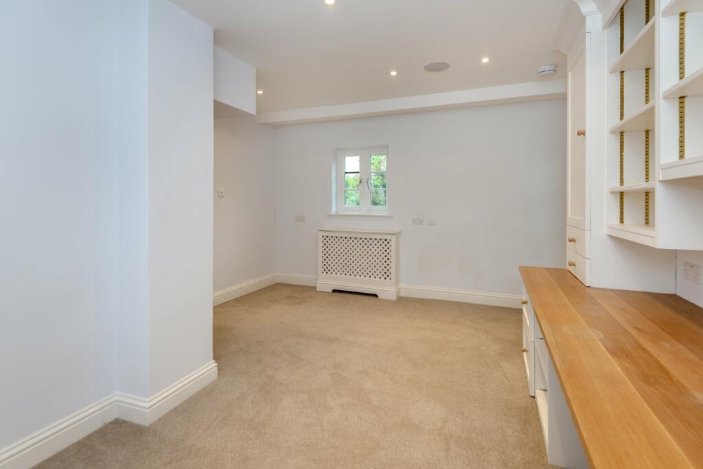 Additional property image - Verulam Road, St. Albans, Hertfordshire