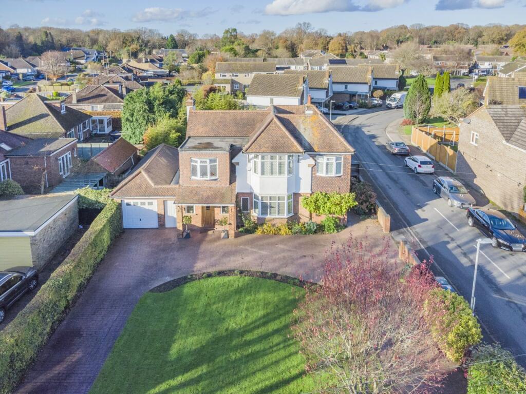 Additional property image - Park Street Lane, Park Street, St. Albans, Hertfordshire