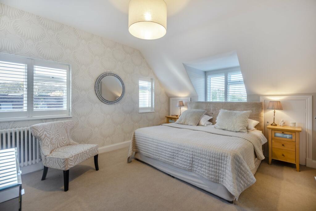 Additional property image - Park Street Lane, Park Street, St. Albans, Hertfordshire