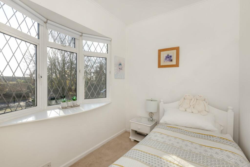 Additional property image - Park Street Lane, Park Street, St. Albans, Hertfordshire