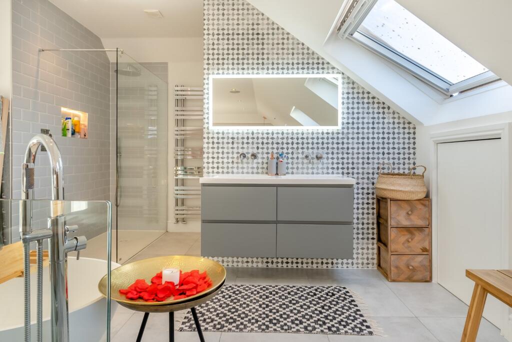 Additional property image - Salisbury Avenue, St Albans