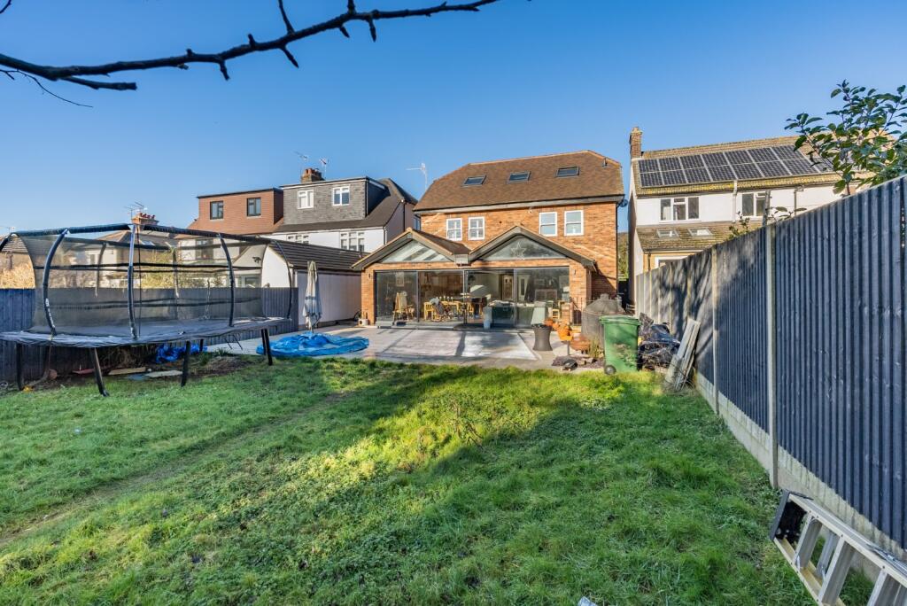 Additional property image - Salisbury Avenue, St Albans