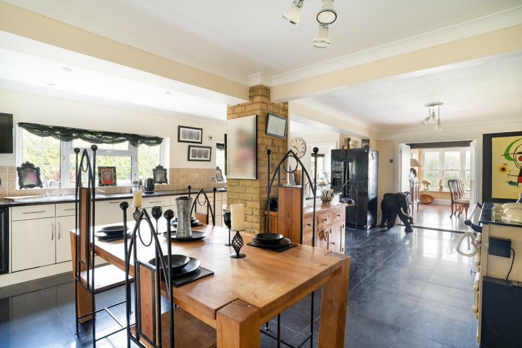 Additional property image - Etchinghill, Folkestone, Kent