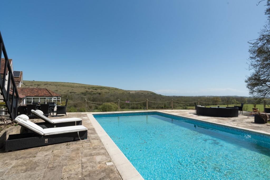 Additional property image - Etchinghill, Folkestone, Kent