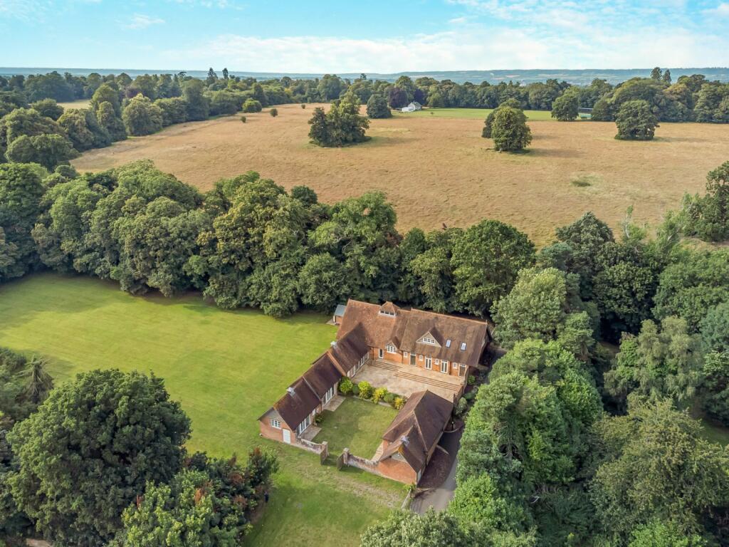 Main image of property: Loddington Lane, Linton, Maidstone, Kent