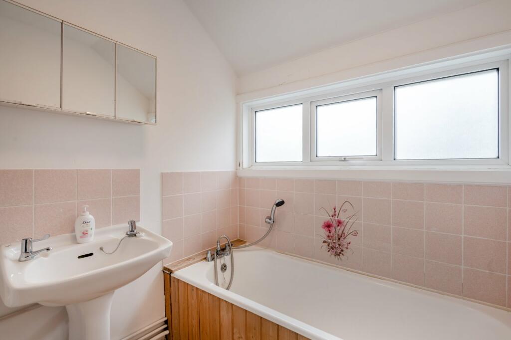 Additional property image - Woodnesborough, Sandwich, Kent