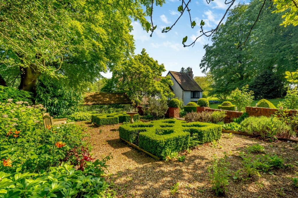 Additional property image - Park Gate Road, Elham, Canterbury, Kent