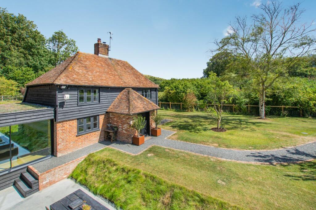Additional property image - Bluehouse Lane, Saltwood, Kent