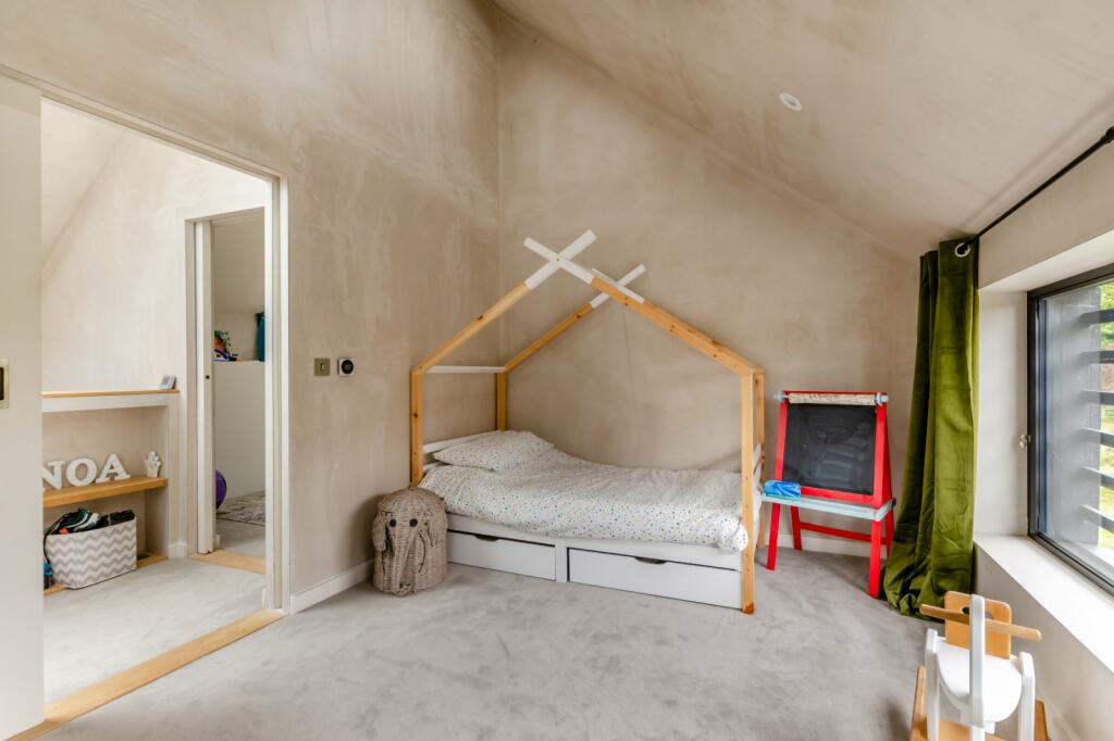 Additional property image - Bluehouse Lane, Saltwood, Kent