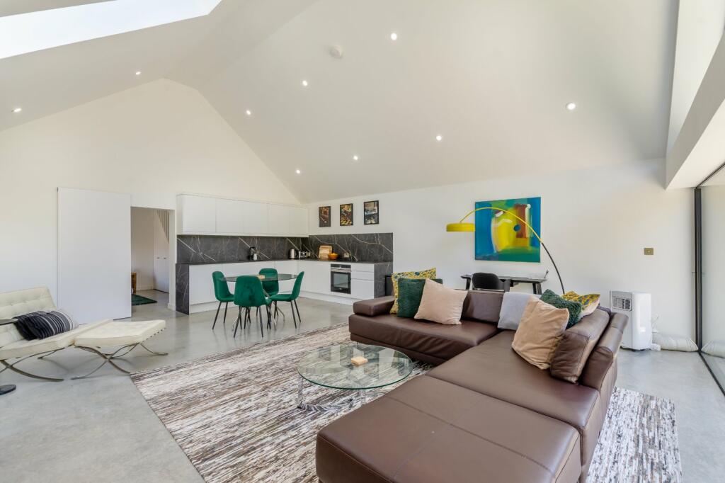 Additional property image - Bluehouse Lane, Saltwood, Kent