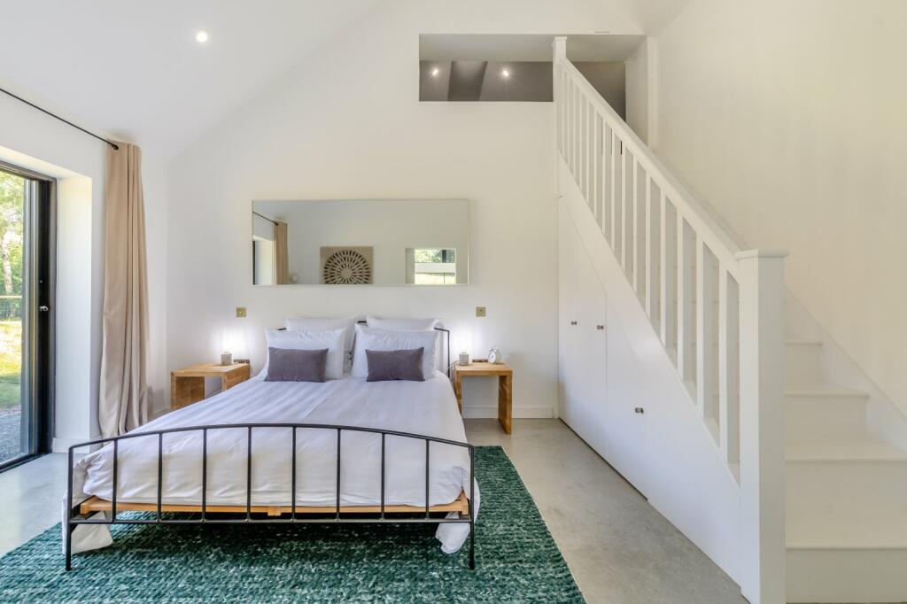 Additional property image - Bluehouse Lane, Saltwood, Kent