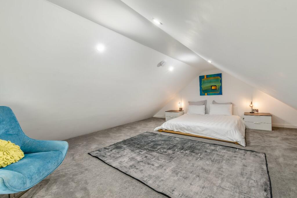 Additional property image - Bluehouse Lane, Saltwood, Kent
