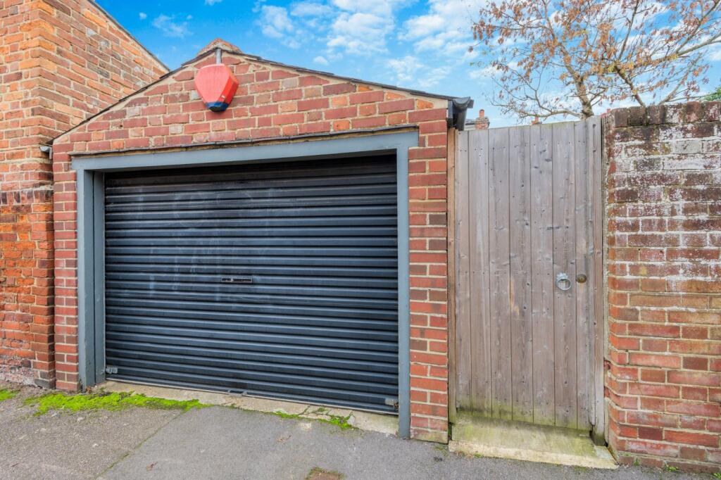 Additional property image - St Dunstan's Terrace, Canterbury, Kent