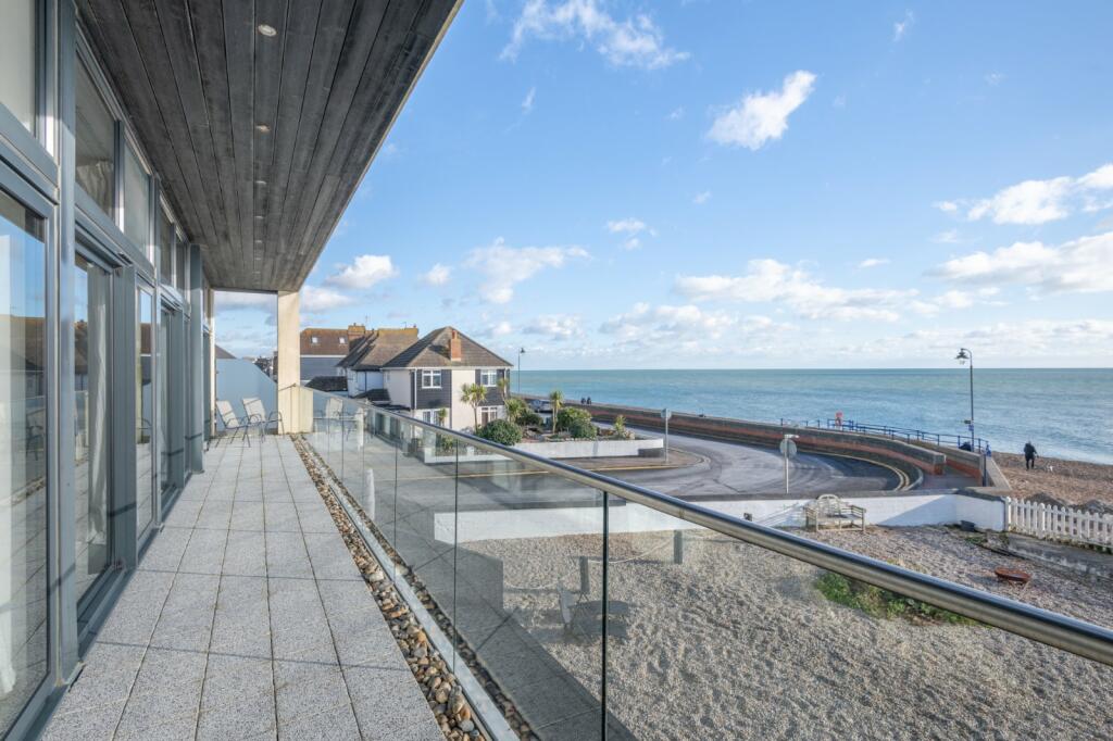Additional property image - Bay, 98 St Leonards Road, Hythe, Kent