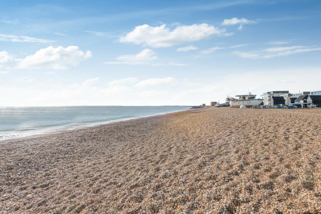 Additional property image - Bay, 98 St Leonards Road, Hythe, Kent