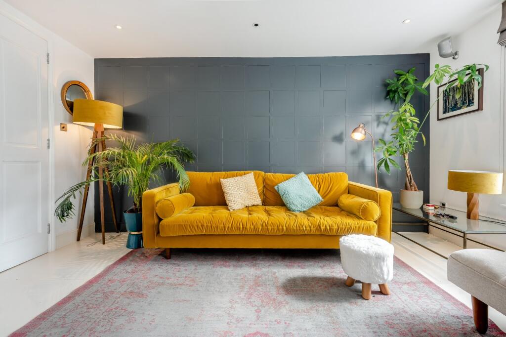 Additional property image - Stour Street, Canterbury, Kent