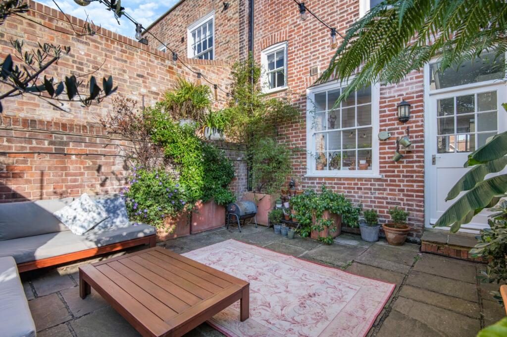 Additional property image - Stour Street, Canterbury, Kent