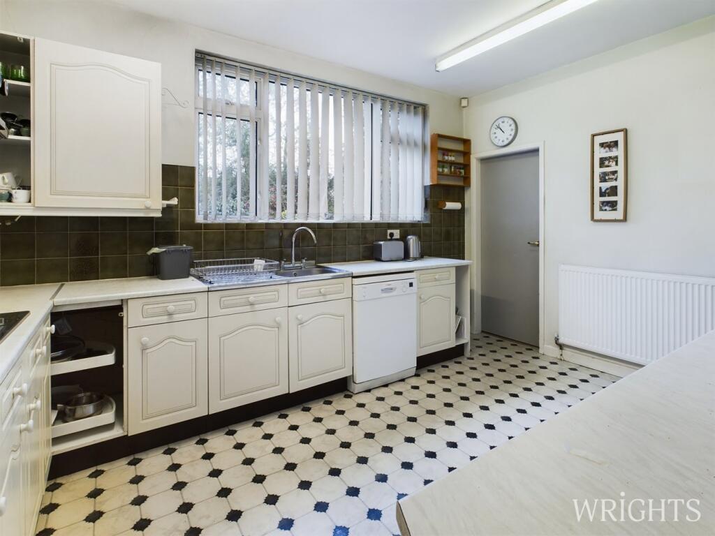 Additional property image - Sunnyfield, HATFIELD, AL9