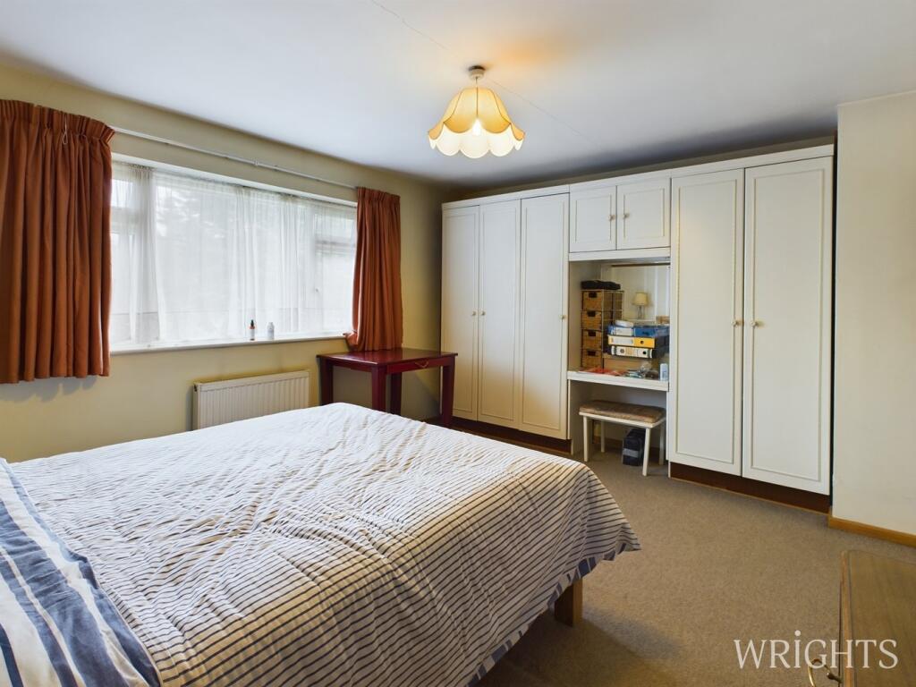 Additional property image - Sunnyfield, HATFIELD, AL9