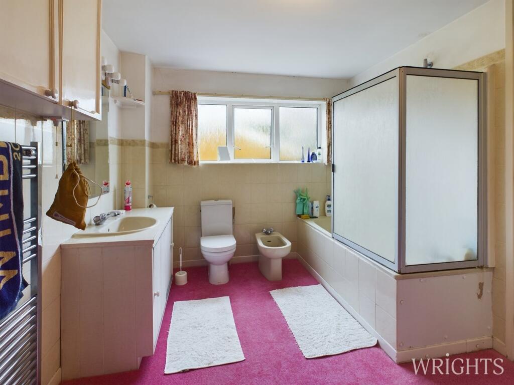 Additional property image - Sunnyfield, HATFIELD, AL9