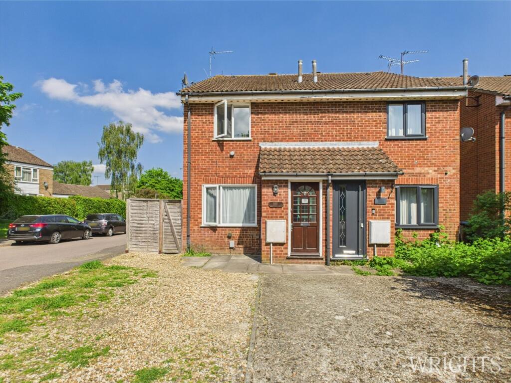 Main image of property: Far End, Hatfield, AL10