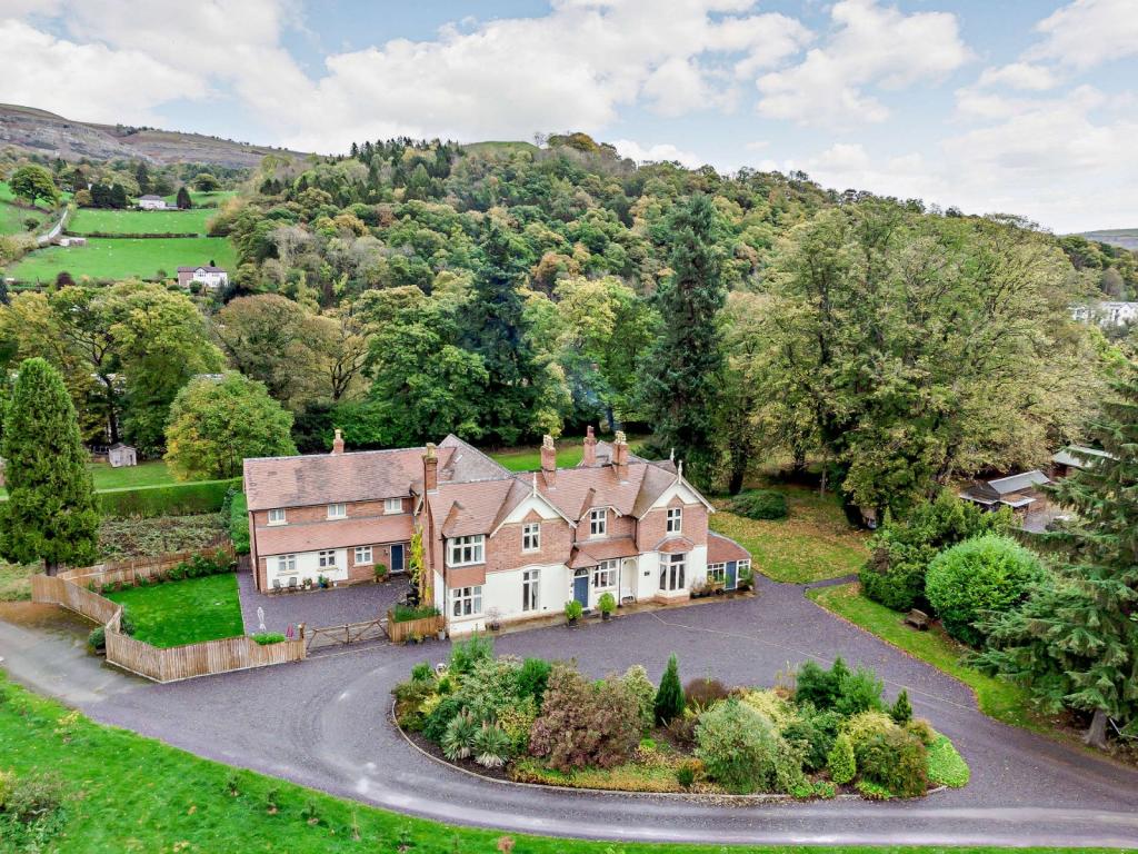 9 bedroom detached house for sale in Berwyn Road, Llangollen, LL20