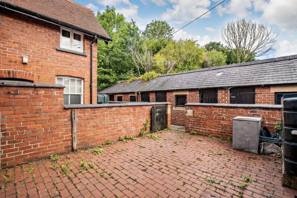 2 bedroom terraced house for sale in Rhyd Y Goleu, Rhosesmor, Mold